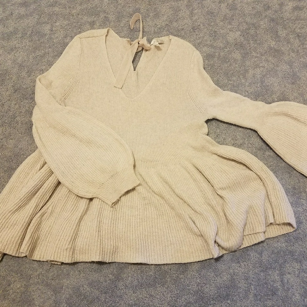 Lauren Conrad sweater